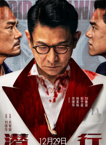 国产桃子趴着打光屁股sp抽打
